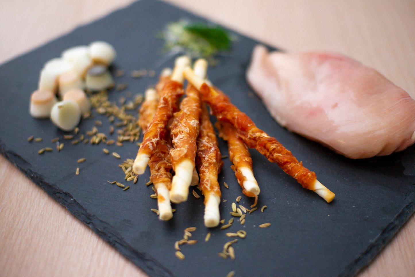 Braaaf Rawhide Roll Sticks Kip - 30 st.